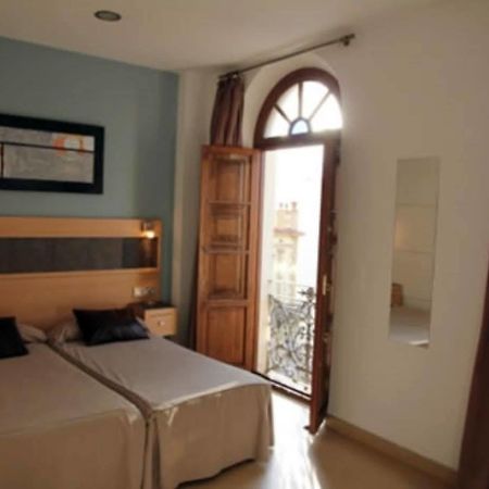 Hostal Plaza Ruiz Ceuta Zewnętrze zdjęcie