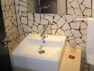 Hostal Plaza Ruiz Ceuta Zewnętrze zdjęcie