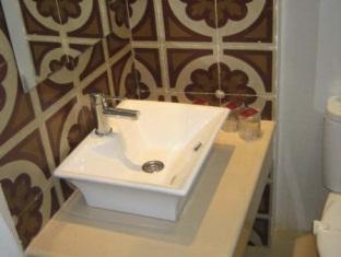 Hostal Plaza Ruiz Ceuta Zewnętrze zdjęcie